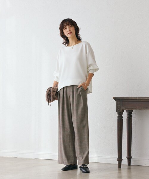 RIVE DROITE（リヴドロワ）の「【最高気温5度の寒い日に！/すっきり見え】ウォームタックワイドスラックス（スラックス・レディース・グレー/ブラウン/ブラック/グレイッシュベージュ・36/38）」の10枚目の写真