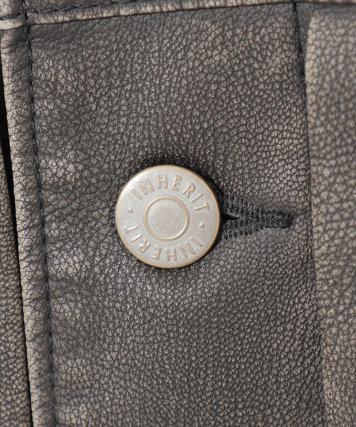 B.C STOCK(ベーセーストック)の「フェード加工 フェイクレザー トラッカージャケット(ライダースジャケット・メンズ・ブラウン/ブラック・LARGE/MEDIUM)」の10枚目の写真