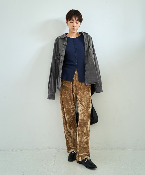 STYLE DELI(スタイルデリ)の「クラッシュベロアリラックスパンツ(その他パンツ・レディース・ダークブラウン/キャメル・01/02)」の3枚目の写真