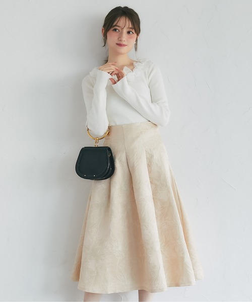 tocco closet(トッコ クローゼット)の「ラメジャガード後ろレースアップタックスカート(スカート・レディース・ベージュ/ピンクベージュ・M)」の4枚目の写真