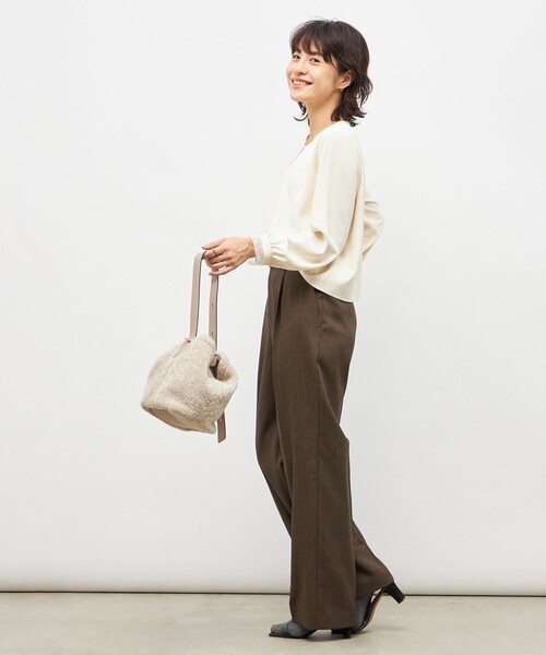 NOLLEY’S（ノーリーズ）の「ウォッシャブル2WAYストレッチブラウス（シャツ/ブラウス・レディース・キナリ/サックスブルー/ネイビー・36/38）」の6枚目の写真