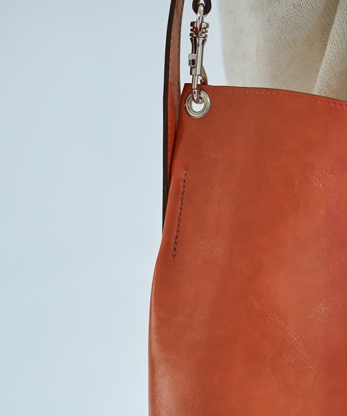 STYLE DELI（スタイルデリ）の「差し色用カラーショルダーバッグ（ショルダーバッグ・レディース・グリーン/ブルー/イエロー/オレンジ・FREE）」の7枚目の写真