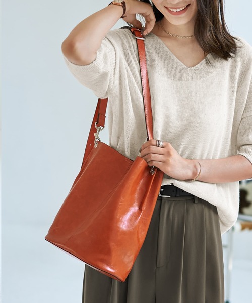 STYLE DELI（スタイルデリ）の「差し色用カラーショルダーバッグ（ショルダーバッグ・レディース・グリーン/ブルー/イエロー/オレンジ・FREE）」の8枚目の写真