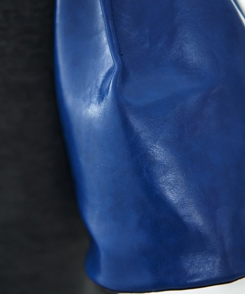 STYLE DELI（スタイルデリ）の「差し色用カラーショルダーバッグ（ショルダーバッグ・レディース・グリーン/ブルー/イエロー/オレンジ・FREE）」の21枚目の写真