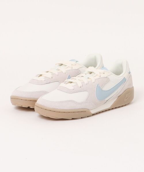 NIKE（ナイキ）の「《NIKE》Terra Manta Suede（スニーカー・レディース・ブラック×ホワイト/ベージュ系その他/ホワイト系その他・22.5cm/23.0cm/23.5cm/24.0cm/24.5cm/25.0cm）」の3枚目の写真