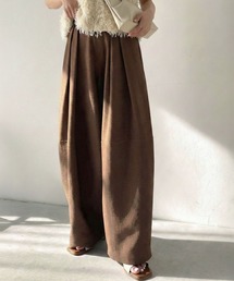 Classical Evon（クラシカルエヴォン）の「【Classical Evon】歩く姿も、様になる。リネンライクインタックコクーンパンツ（セットアップ可）（スラックス）」