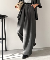 Classical Evon（クラシカルエヴォン）の「【Classical Evon】歩く姿も、様になる。リネンライクインタックコクーンパンツ（セットアップ可）（スラックス）」