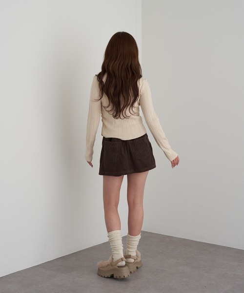 RAY CASSIN(レイカズン)の「レースレイヤードリブ前あきニット(ニット/セーター・レディース・ブラウン/ブラック/ライトベージュ/チャコールグレー・FREE)」の17枚目の写真