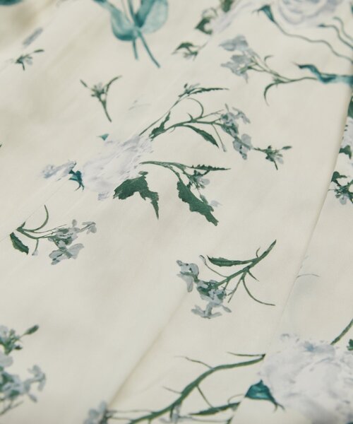 La boutique BonBon(ラブティックボンボン)の「【春まで使える!・3サイズ展開あり】ミストガーデンマーメイドスカート(スカート・レディース・ネイビー/ピンク/オフホワイト・38/36/34)」の17枚目の写真