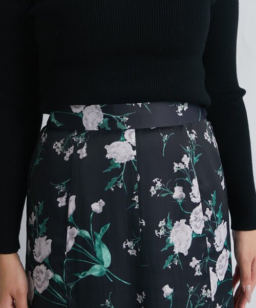 La boutique BonBon(ラブティックボンボン)の「【春まで使える!・3サイズ展開あり】ミストガーデンマーメイドスカート(スカート・レディース・ネイビー/ピンク/オフホワイト・38/36/34)」の21枚目の写真