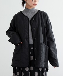 『ノーカラーキルティングジャケット』