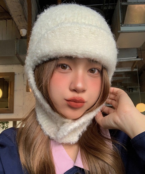 DAY CLOSET（デイ クローゼット）の「【耳まで暖かい/保温性・通気性あり】ループニット耳あて付きトルーパーハット レディース（ニットキャップ/ビーニー・レディース・ブラウン/ホワイト/ブルーグレー/ブラック/モカ・ONE SIZE）」の7枚目の写真