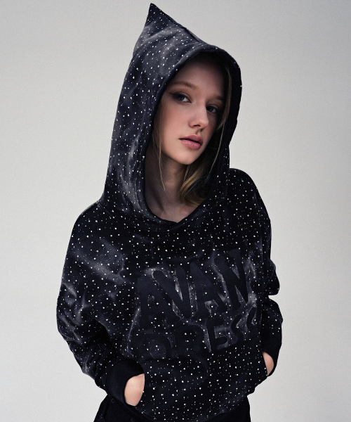 AVANDRESS(アバンドレス )の「Ink Rush Witch Hoody BLACK(パーカー・レディース・ブラック・SMALL/MEDIUM)」の2枚目の写真