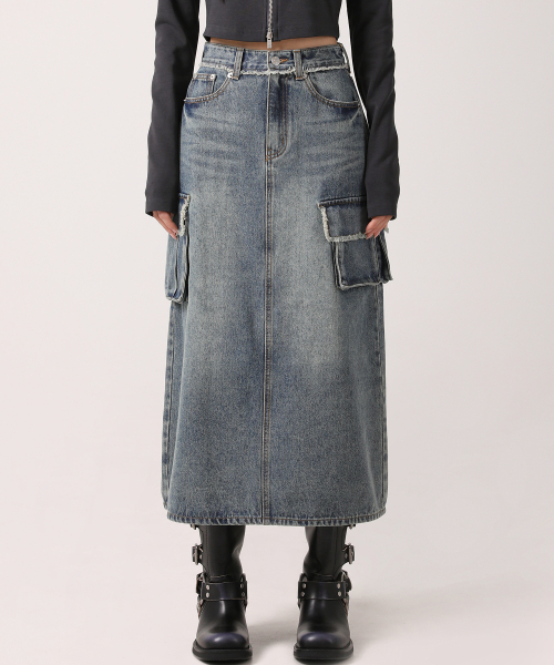 AVANDRESS(アバンドレス )の「Harper Tassel Pocket Denim Long Skirt YELLOW BLUE(スカート・レディース・イエロー・SMALL/MEDIUM/LARGE)」の2枚目の写真