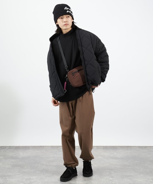 BAYFLOW（ベイフロー）の「チャーム中綿ミニショルダーバッグ（ショルダーバッグ・メンズ・ブラック/ブラウン/グレー・FREE）」の10枚目の写真