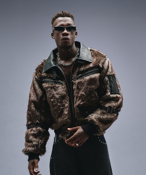 ANDER HUNK（アンダーハンク）の「Switch Design Faux Fur Flight Jacet / スイッチデザインフェイクファーフライトジャケット（ブルゾン・メンズ・ブラック・LARGE/SMALL/MEDIUM）」の11枚目の写真