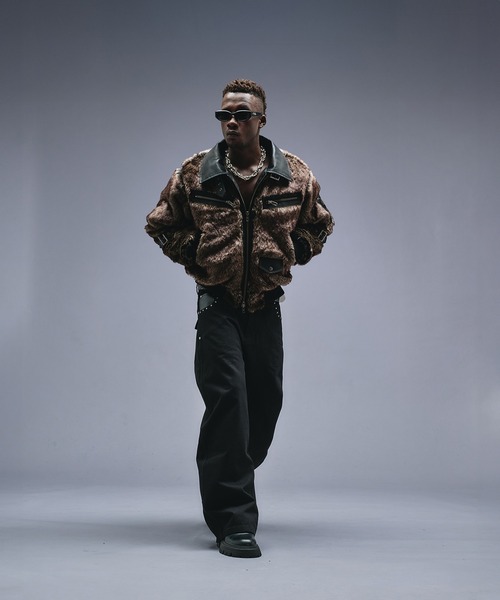 ANDER HUNK（アンダーハンク）の「Switch Design Faux Fur Flight Jacet / スイッチデザインフェイクファーフライトジャケット（ブルゾン・メンズ・ブラック・LARGE/SMALL/MEDIUM）」の20枚目の写真