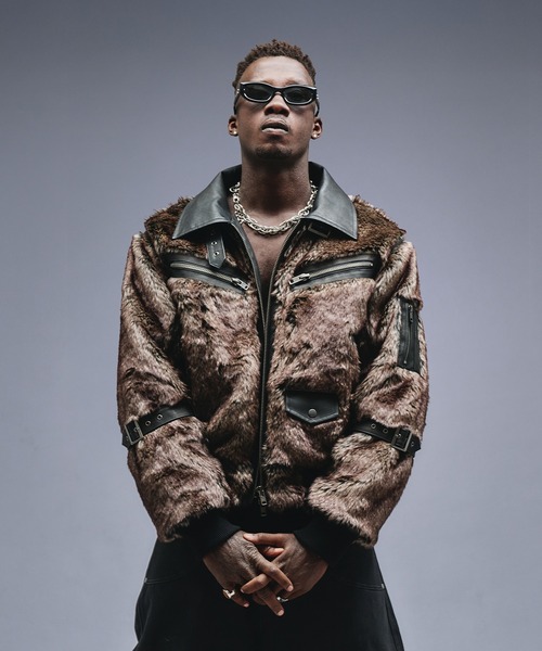 ANDER HUNK（アンダーハンク）の「Switch Design Faux Fur Flight Jacet / スイッチデザインフェイクファーフライトジャケット（ブルゾン・メンズ・ブラック・LARGE/SMALL/MEDIUM）」の5枚目の写真