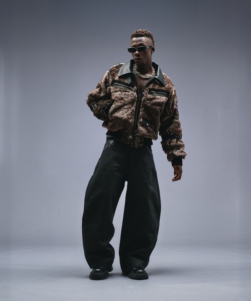 ANDER HUNK（アンダーハンク）の「Switch Design Faux Fur Flight Jacet / スイッチデザインフェイクファーフライトジャケット（ブルゾン・メンズ・ブラック・LARGE/SMALL/MEDIUM）」の21枚目の写真