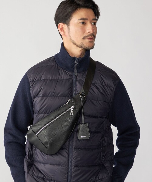 SHIPS（シップス）の「【WEB限定】SHIPS: 合成皮革 ティアーズルック ワンショルダー バッグ（ボディバッグ/ウエストポーチ・メンズ・キャメル/ブラック/ネイビー・ONE SIZE）」の5枚目の写真