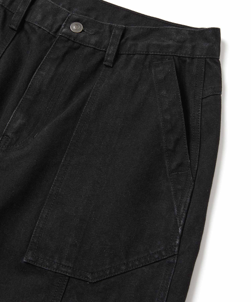 WMC（ダブリューエムシー）の「アジャストカーゴデニム_BLACK（デニムパンツ・メンズ・ブラック・30(M)/32(L)/36(XL)）」の4枚目の写真