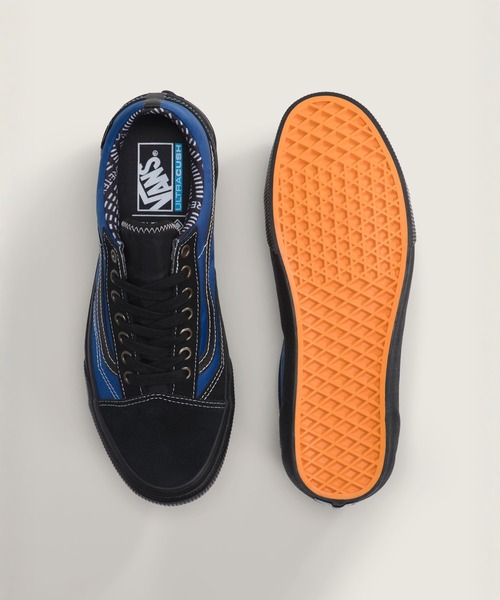 VANS(バンズ)の「オールドスクール GORE-TEX / Old Skool GORE-TEX OUTDOOR BLA VN000DCDY611(スニーカー・メンズ・ブルー・11/10.5/8/10/7.5/8.5/9/9.5/12)」の3枚目の写真