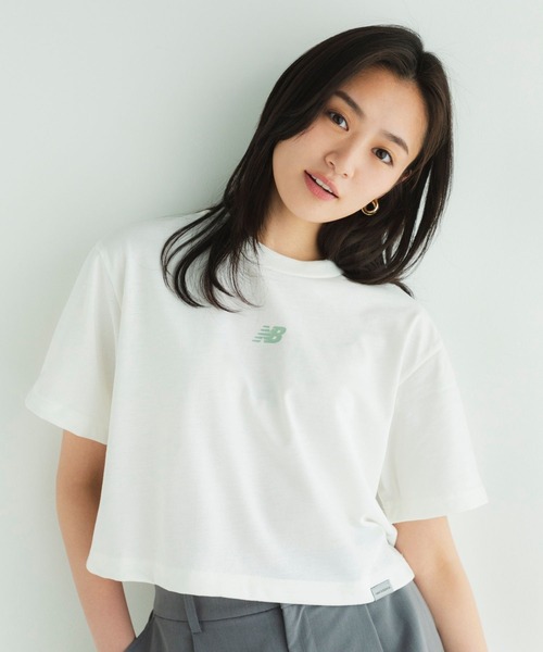 NEW BALANCE（ニューバランス）の「グラフィックTシャツ（Tシャツ/カットソー・レディース・ブラック/オフホワイト/セージグリーン・SMALL/MEDIUM/LARGE/X-LARGE）」の2枚目の写真