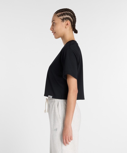NEW BALANCE（ニューバランス）の「グラフィックTシャツ（Tシャツ/カットソー・レディース・ブラック/オフホワイト/セージグリーン・SMALL/MEDIUM/LARGE/X-LARGE）」の21枚目の写真