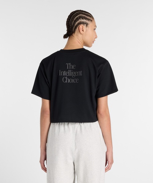 NEW BALANCE（ニューバランス）の「グラフィックTシャツ（Tシャツ/カットソー・レディース・ブラック/オフホワイト/セージグリーン・SMALL/MEDIUM/LARGE/X-LARGE）」の22枚目の写真