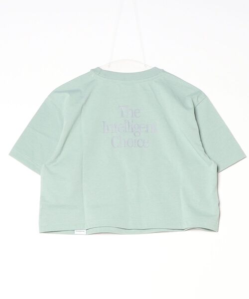 NEW BALANCE(ニューバランス)の「グラフィックTシャツ(Tシャツ/カットソー・レディース・ブラック/オフホワイト/セージグリーン・SMALL/MEDIUM/LARGE/X-LARGE)」の16枚目の写真