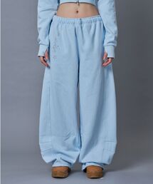 SEQUENZ（シークエンズ）の「【sqnz（エスキュンズ）】sqnz glitter sweat pants / グリッター スウェットパンツ ラインストーン ドローストリング ポケット 裏起毛 【セットアップ着用可能】（その他パンツ）」