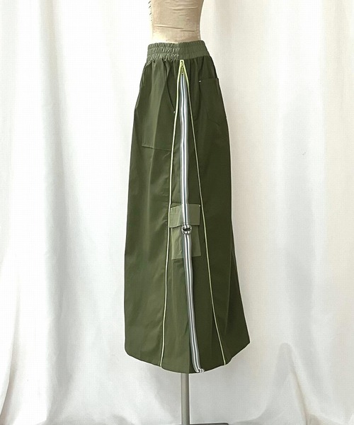 Q（キュー）の「切替サイドZIPラインスカート（スカート・レディース・チャコールグレー/オリーブ・MEDIUM）」の4枚目の写真