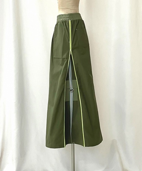 Q（キュー）の「切替サイドZIPラインスカート（スカート・レディース・チャコールグレー/オリーブ・MEDIUM）」の5枚目の写真