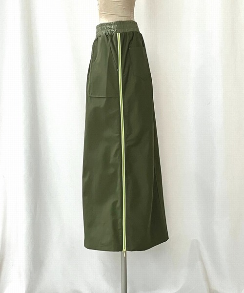 Q（キュー）の「切替サイドZIPラインスカート（スカート・レディース・チャコールグレー/オリーブ・MEDIUM）」の8枚目の写真