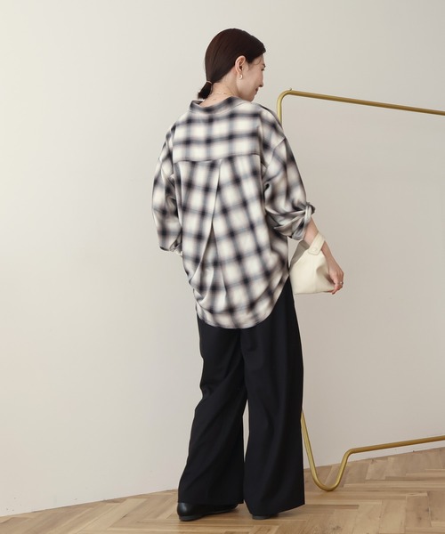 AMERICAN HOLIC（アメリカンホリック）の「【イージーケア】ベイカーリラックスパンツ（その他パンツ・レディース・グレー系その他2/ベージュ/ブラック・L/M/S）」の11枚目の写真