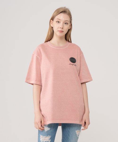 ICONOGRAPHY（アイコノグラフィー）の「PIGMENT EMBLEM SILICONE VOLUME PRINT INDPK（Tシャツ/カットソー・レディース・ライトピンク・LARGE）」の5枚目の写真