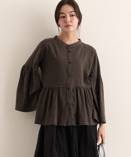 ElegChic(エレグシック)の「ペプラム ギャザーブラウス風カットソー(Tシャツ/カットソー・レディース・ブラック/グレー・4L/XL/M)」の1枚目の写真