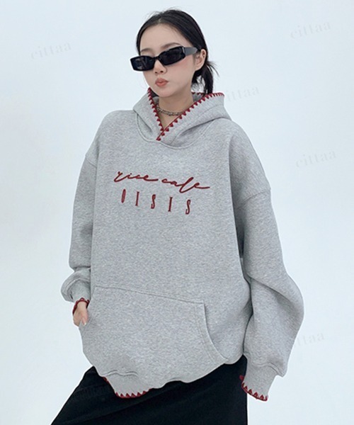 Dalfwin（ダールフィン）の「韓国ファッション ricecake刺繍ロゴ配色ステッチフーディー（パーカー・レディース・グレー/ブルー・FREE）」の2枚目の写真