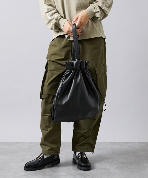 YArKA(ヤーカ)の「【YArKA/ヤーカ】drawstring shoulder & backpack / 巾着2wayナップサック/Y2508ARB70(ショルダーバッグ・メンズ・ブラック・フリー)」の4枚目の写真