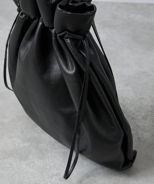 YArKA(ヤーカ)の「【YArKA/ヤーカ】drawstring shoulder & backpack / 巾着2wayナップサック/Y2508ARB70(ショルダーバッグ・メンズ・ブラック・フリー)」の11枚目の写真