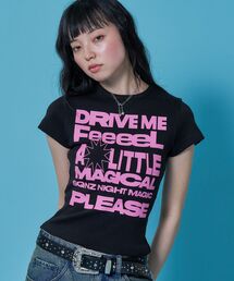 SEQUENZ（シークエンズ）の「【sqnz（エスキュンズ）】sqnz message pt compact tee / レディース Tシャツ 半袖 プリント ピチT ちびT クルーネック（Tシャツ/カットソー）」