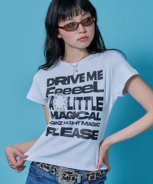 SEQUENZ(シークエンズ)の「※WEB限定 / メッセージプリント /ビックロゴコンパクトT / sqnz message pt compact tee(Tシャツ/カットソー・レディース・レッド/ホワイト/その他1/ブラウン/ブラック・MEDIUM/SMALL/LARGE)」の18枚目の写真