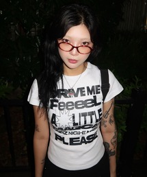 SEQUENZ（シークエンズ）の「※WEB限定 / メッセージプリント /ビックロゴコンパクトT / sqnz message pt compact tee（Tシャツ/カットソー）」