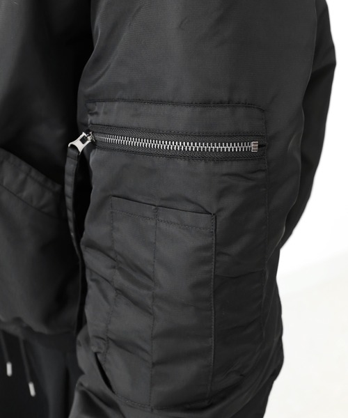 minsobi(ミンソビ)の「フェイクファー ボリュームフード ブルゾン(ノーカラージャケット・メンズ・ブラック・FREE)」の10枚目の写真