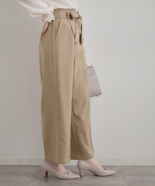 couture brooch(クチュールブローチ)の「【洗える・通勤】ウエストリボン サスペンダー付きワイドパンツ(その他パンツ・レディース・ベージュ/ネイビー/アイボリー・40/38/42/36)」の20枚目の写真