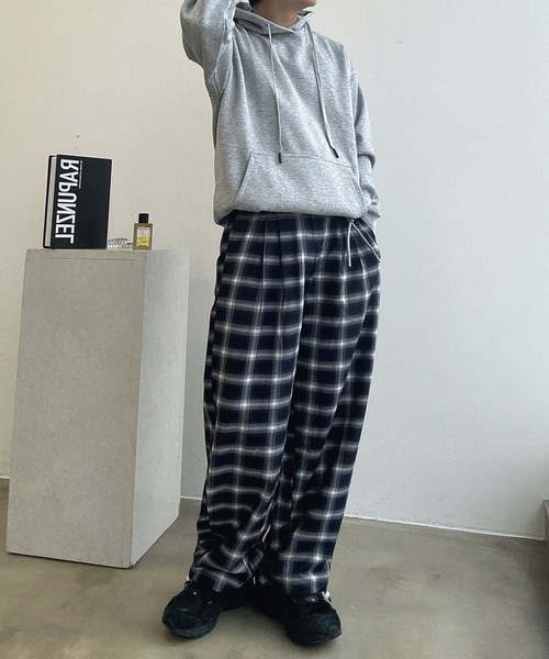 UNDERSTATEMENTs(アンダーステイトメント)の「【ユニセックス】アソートワイドカーブスラックス/ラインストライプ&無地(スラックス・メンズ・ブラウン系その他/チャコールグレー/ブラック系その他/ブラウン・SMALL/LARGE/MEDIUM)」の14枚目の写真