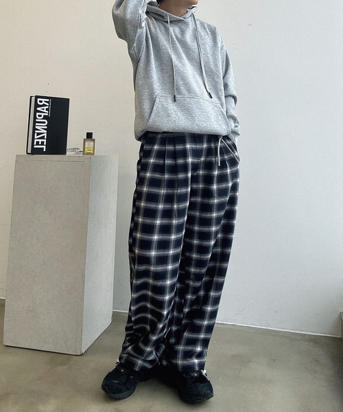 UNDERSTATEMENTs(アンダーステイトメント)の「【ユニセックス】アソートワイドカーブスラックス/ラインストライプ&無地(スラックス・メンズ・ブラウン系その他/チャコールグレー/ブラック系その他/ブラウン・SMALL/LARGE/MEDIUM)」の15枚目の写真
