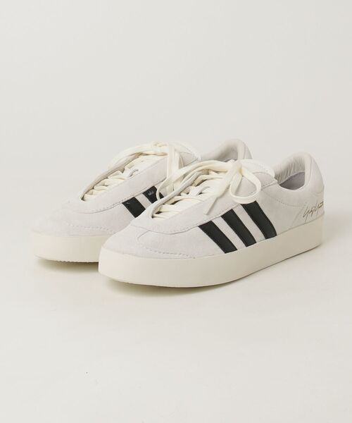 Y-3(ワイスリー)の「Y-3 GAZELLE(スニーカー・メンズ・ホワイト×ブラック・28.5cm/28.0cm/27.5cm/27.0cm/26.5cm/26.0cm/25.5cm/24.5cm/24.0cm/23.5cm/22.5cm/23.0cm)」の4枚目の写真