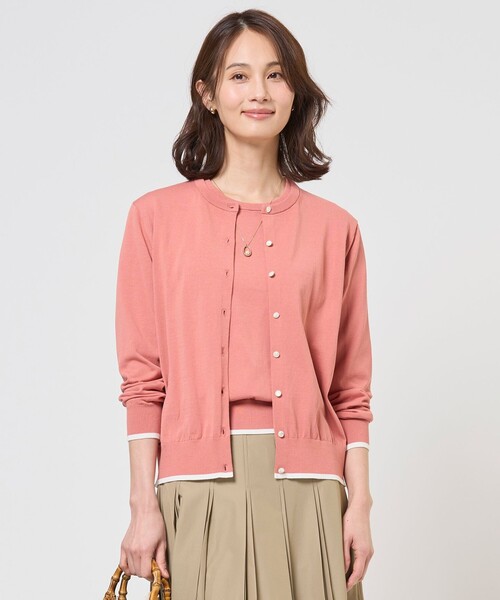 J.PRESS（ジェイプレス）の「【アンサンブル着用可】BASIC HT COTTON クルーネック カーディガン（カーディガン/ボレロ・レディース・ネイビー系/アイボリー系/スカイブルー系/ピンク系・LARGE/MEDIUM）」の4枚目の写真