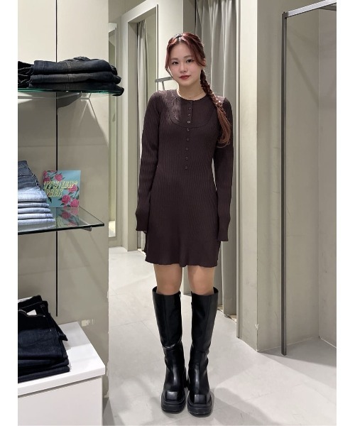 SLY（スライ）の「【2026SS新作】FRONT BUTTON FRILL S/OP フロントボタンフリルショートワンピース 冬服 春服（ワンピース・レディース・ブラック/ブラウン・2/1）」の16枚目の写真